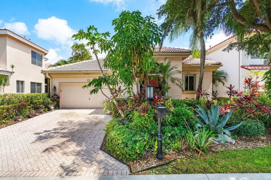 7081 Mallorca CRES, Boca Raton, FL 33433