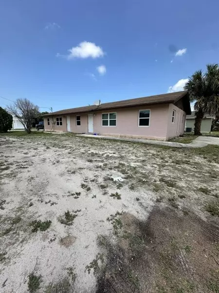 1207 Avenue K, Fort Pierce, FL 34950