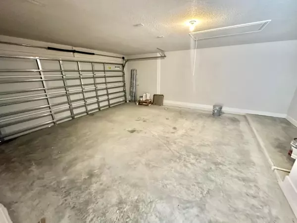Fort Pierce, FL 34951,5167 Modeno ST