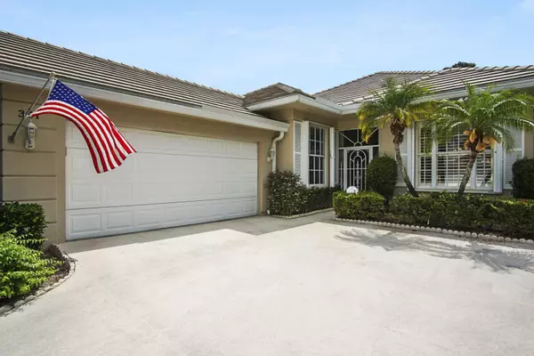 Port Saint Lucie, FL 34986,351 NW Bentley CIR