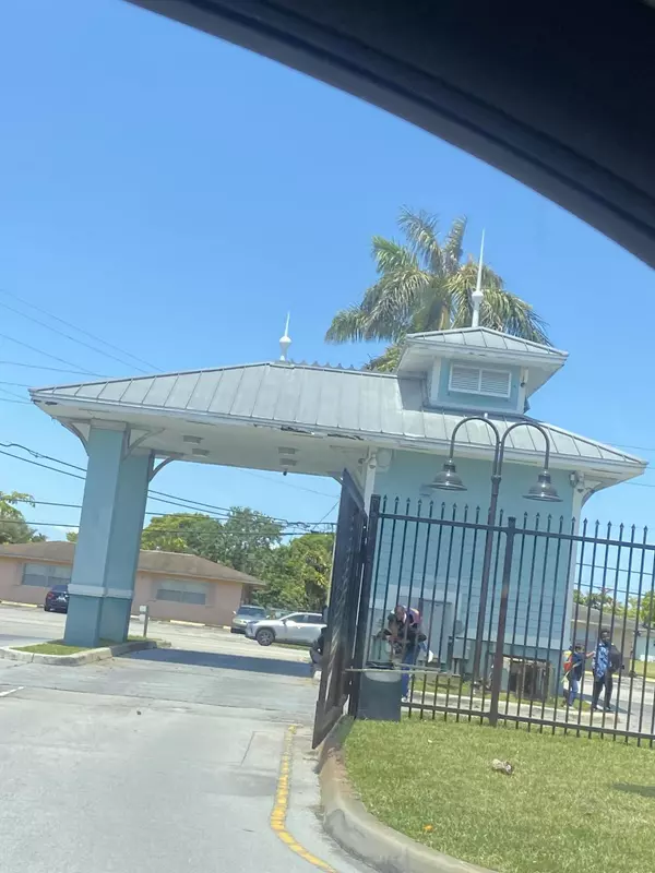 Lauderhill, FL 33313,1794 NW 55 AVE 101