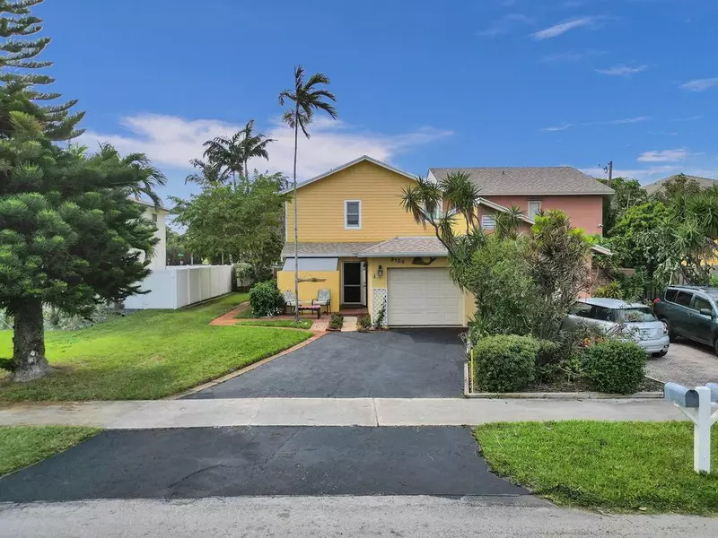 3124 Spanish TRL, Delray Beach, FL 33483