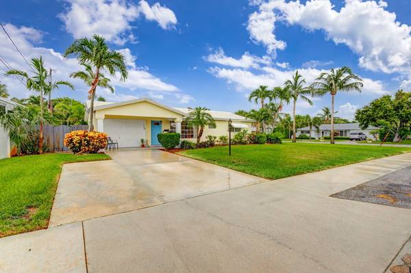 2602 Duke CT, Lake Worth Beach, FL 33460