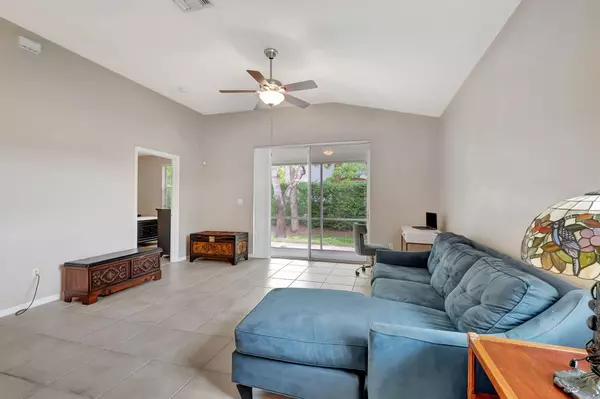 Delray Beach, FL 33484,133 Coconut Key LN