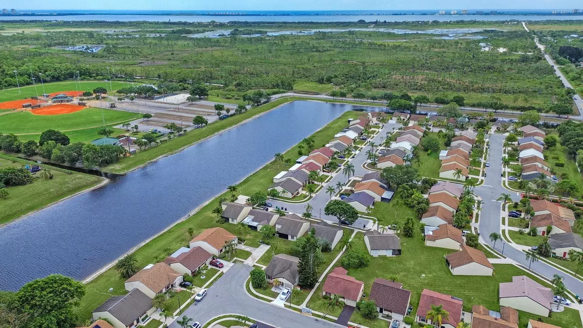 Port Saint Lucie, FL 34952,2229 SE Brekenridge CIR