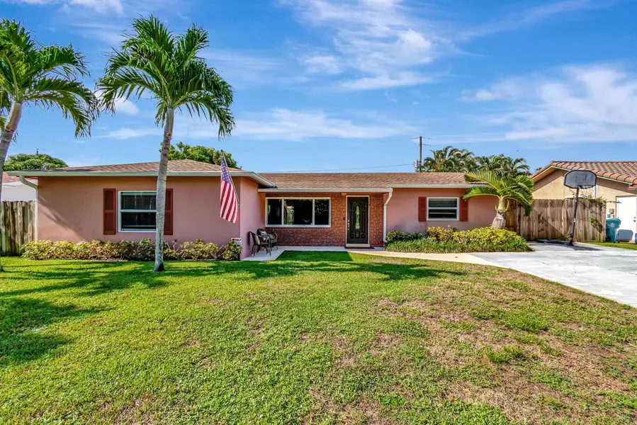 1240 SW 27th PL, Boynton Beach, FL 33426