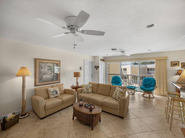 Jensen Beach, FL 34957,3541 NE Ocean BLVD 6