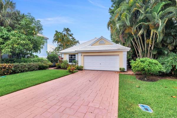 West Palm Beach, FL 33411,9358 Heathridge DR