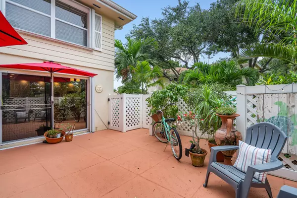 West Palm Beach, FL 33406,8146 Bridgewater CT C