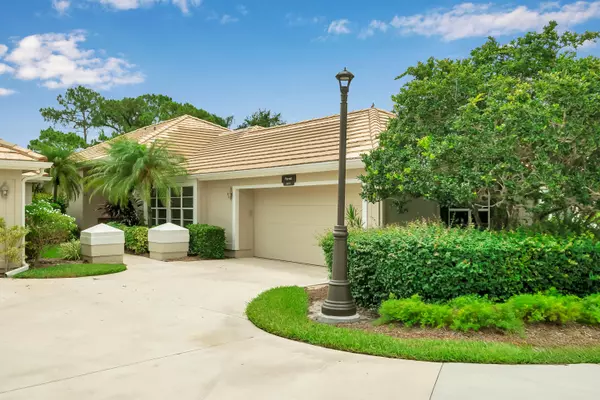 2207 NW Seagrass DR, Palm City, FL 34990