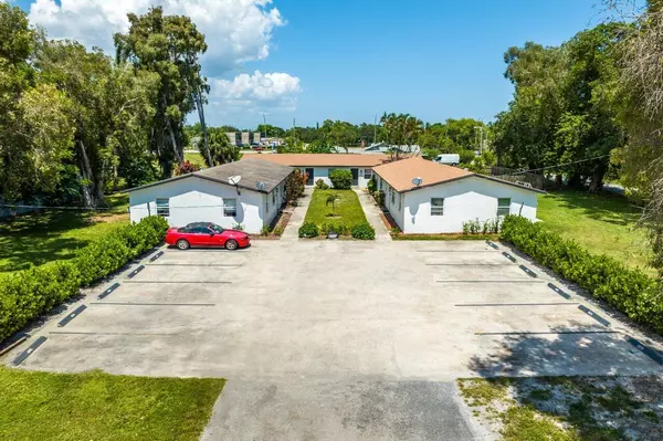 4063 Herbertz RD, Lake Worth, FL 33461