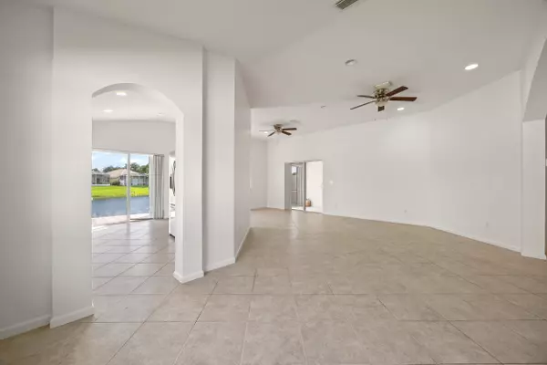 Boynton Beach, FL 33436,5105 Marla DR