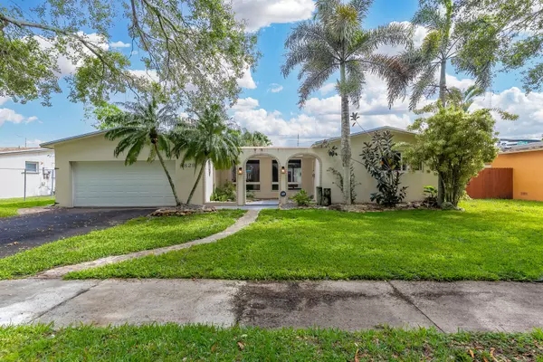 8829 SW 49 ST, Cooper City, FL 33328