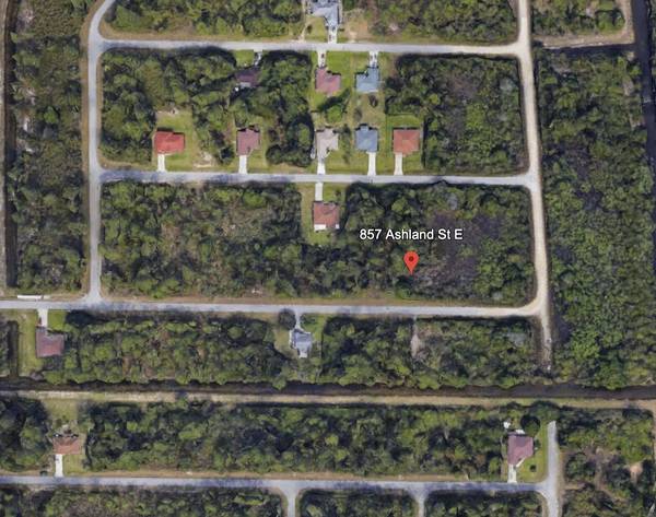 857 E Ashland ST, Lehigh Acres, FL 33974