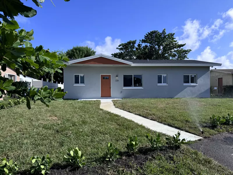 226 NE 7th AVE, Boynton Beach, FL 33435