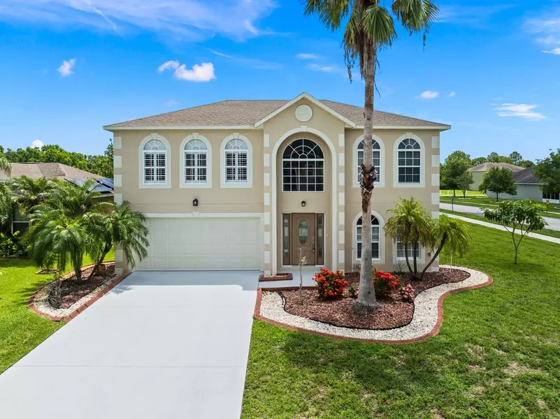 5099 NW Fiddle Leaf CT, Port Saint Lucie, FL 34986