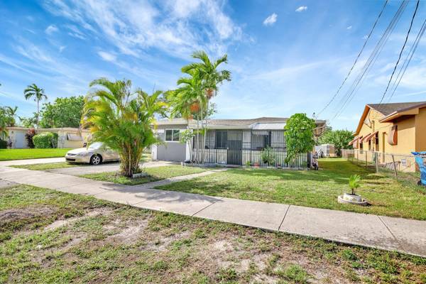 5409 SW 21st ST,  West Park,  FL 33023