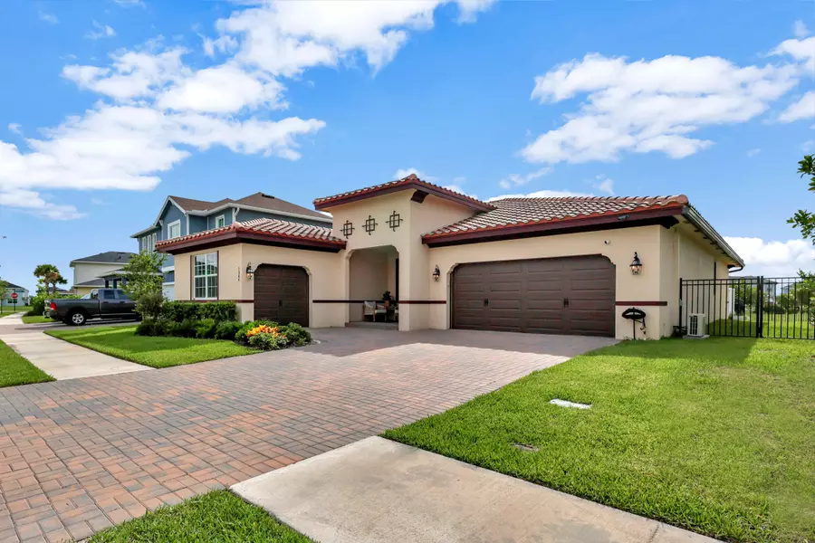 1364 Harvest View XING, Loxahatchee, FL 33470