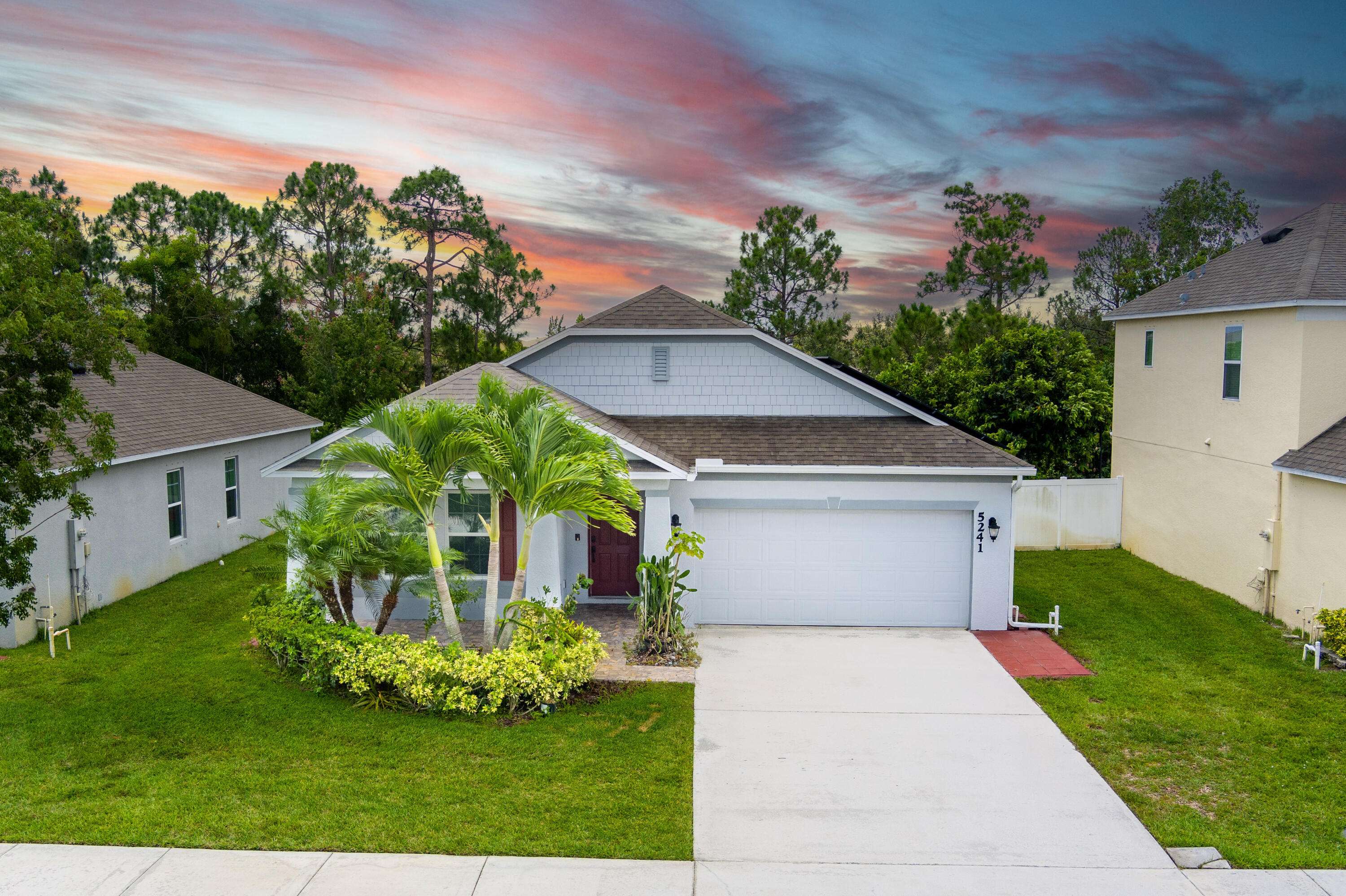 5241 NW Wisk Fern CIR, Port Saint Lucie, FL 34986