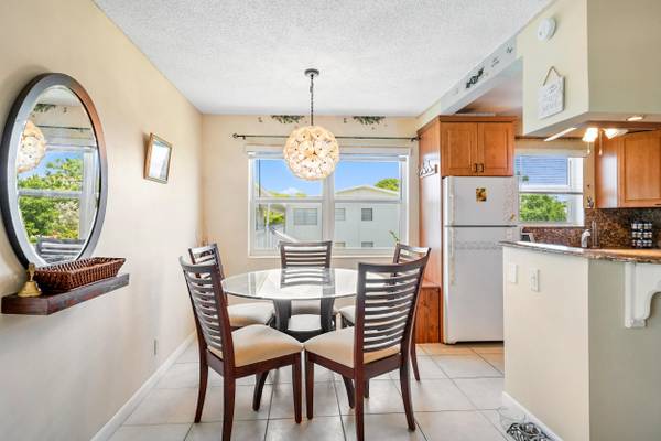 Deerfield Beach, FL 33442,129 Harwood J DR J