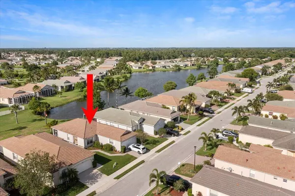 Port Saint Lucie, FL 34986,827 SW Rocky Bayou TER