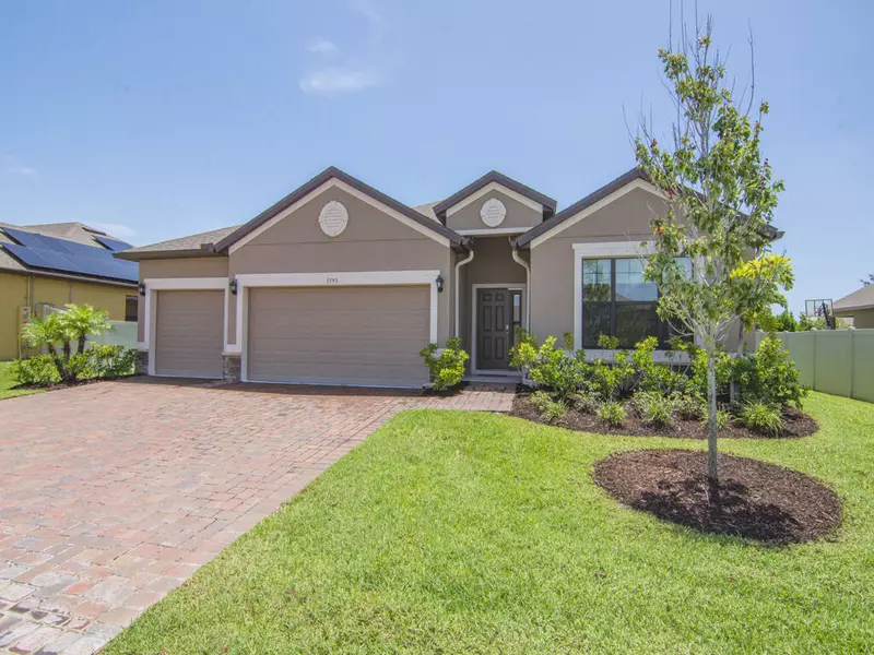 5593 1st SQ, Vero Beach, FL 32968