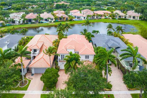 Boca Raton, FL 33496,17952 Villa Club WAY