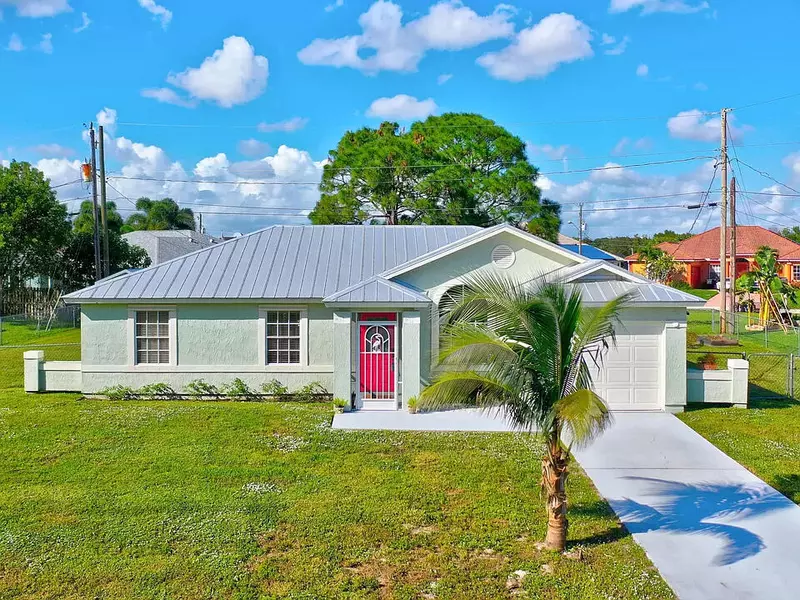 411 SW Dauphin AVE, Port Saint Lucie, FL 34953