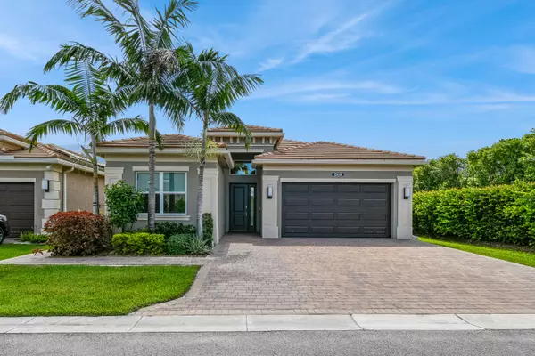 15440 Blue River RD, Delray Beach, FL 33446