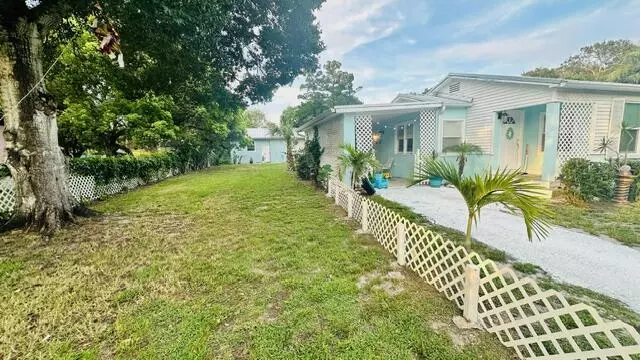 1212 Raymond AVE, Fort Pierce, FL 34950