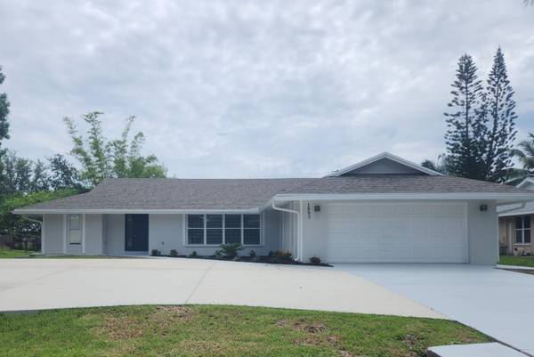 1893 SW Angelico LN, Port Saint Lucie, FL 34984