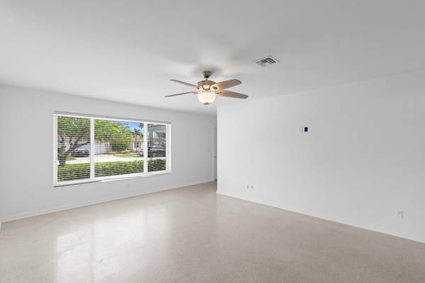 Boca Raton, FL 33431,300 NE 24th ST