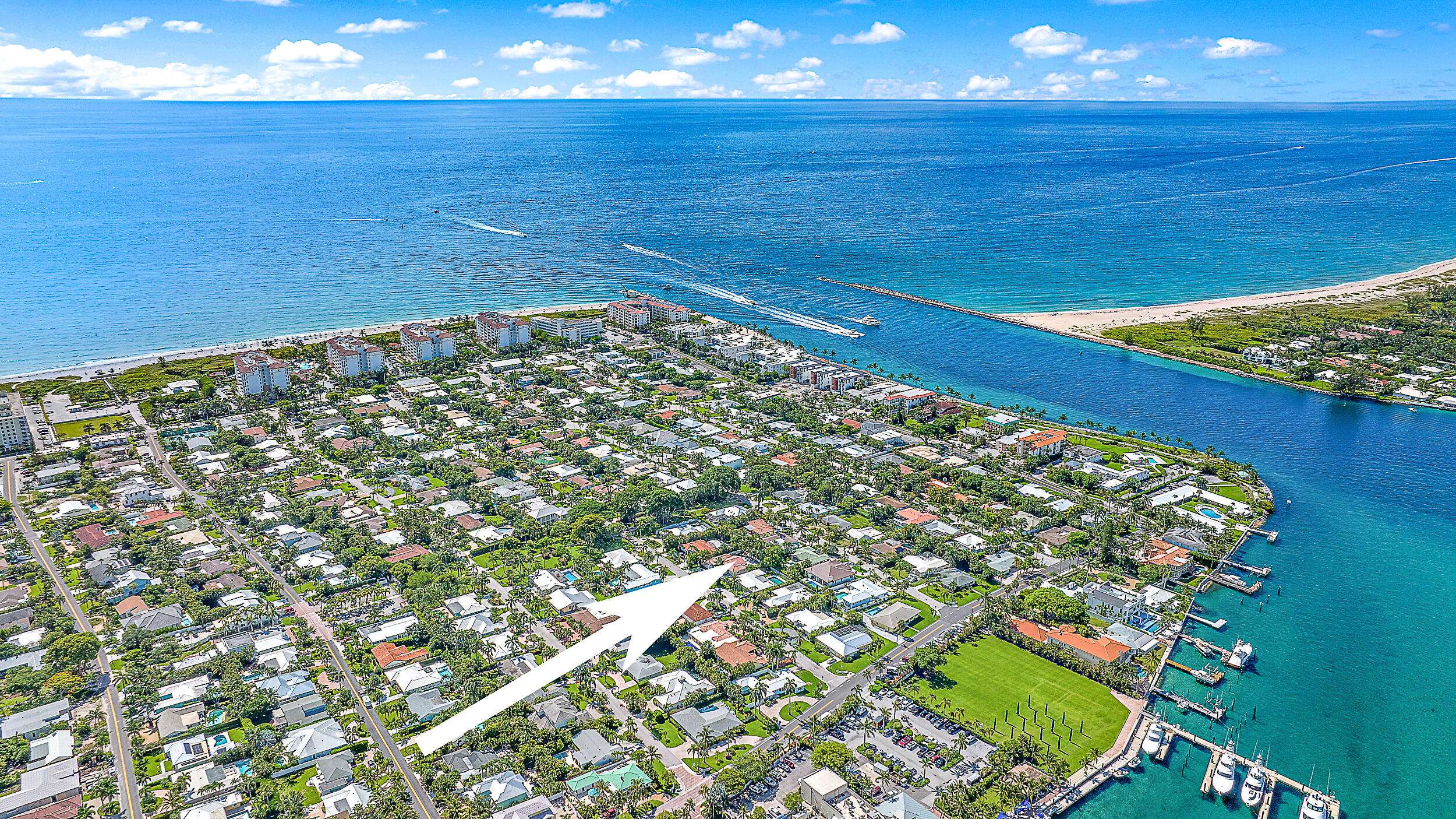 312 Claremont LN, Palm Beach Shores, FL 33404