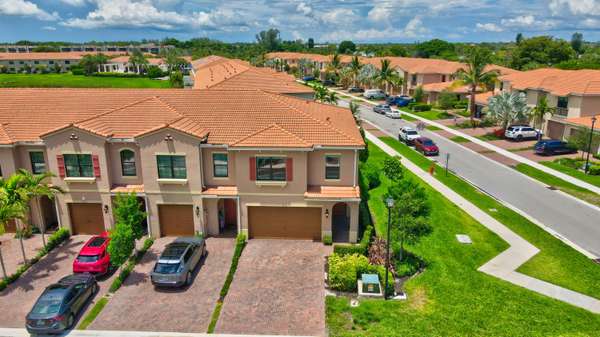 Boca Raton, FL 33428,9514 Glider WAY