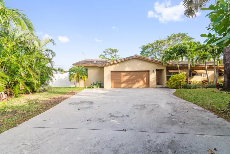 231 NW 44th ST, Boca Raton, FL 33431