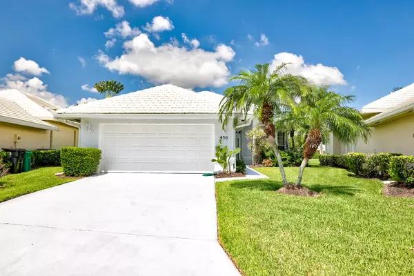 Port Saint Lucie, FL 34986,450 SW Fairway LNDG