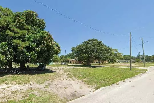 Fort Pierce, FL 34950,2302 Canal TER