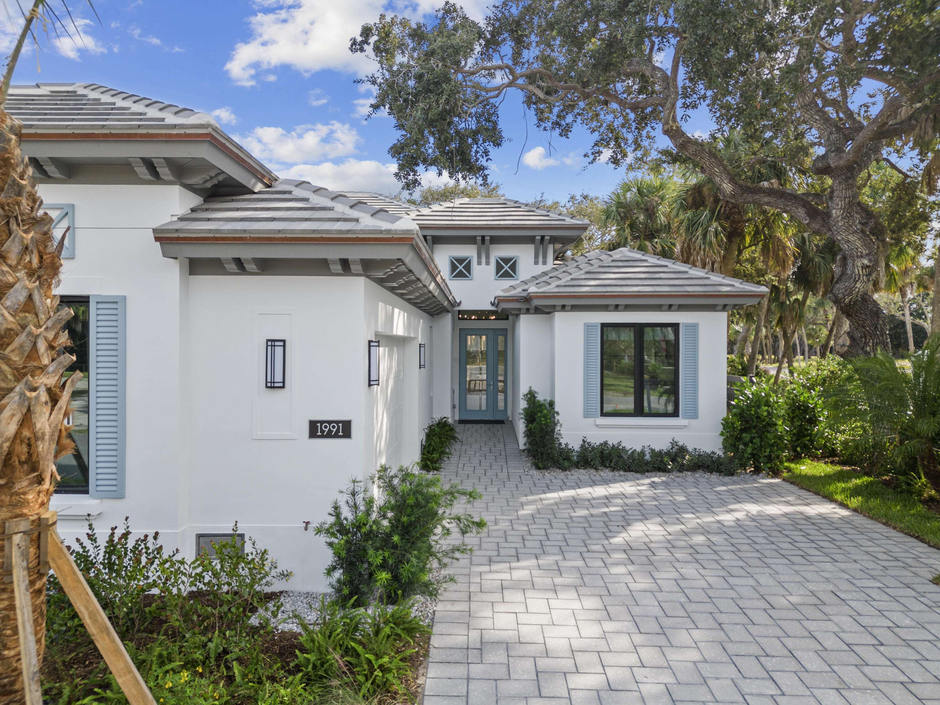 1951 Frosted Turquoise WAY, Vero Beach, FL 32963