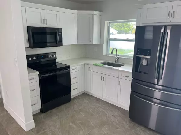 Miami, FL 33189,20510 SW 115th RD