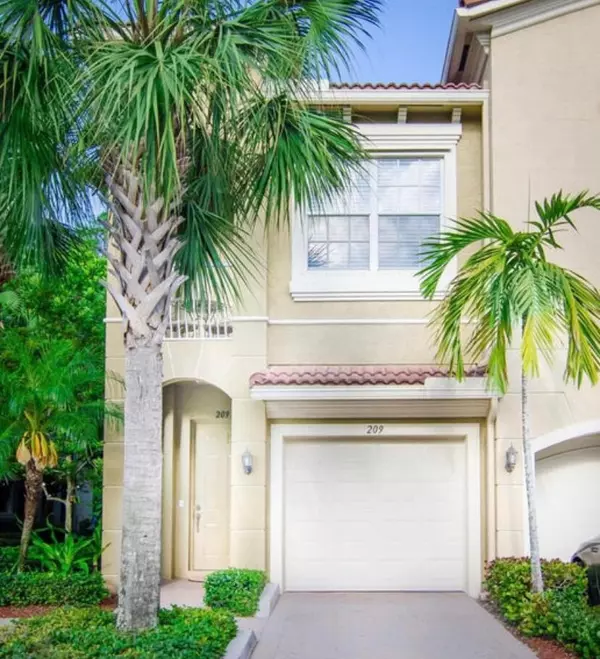 Palm Beach Gardens, FL 33418,4971 Bonsai CIR 209