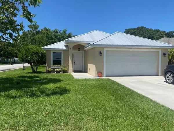 4964 SE 42nd ST, Okeechobee, FL 34974