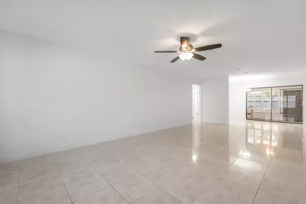 Boynton Beach, FL 33436,9975 Orchid Tree TRL A