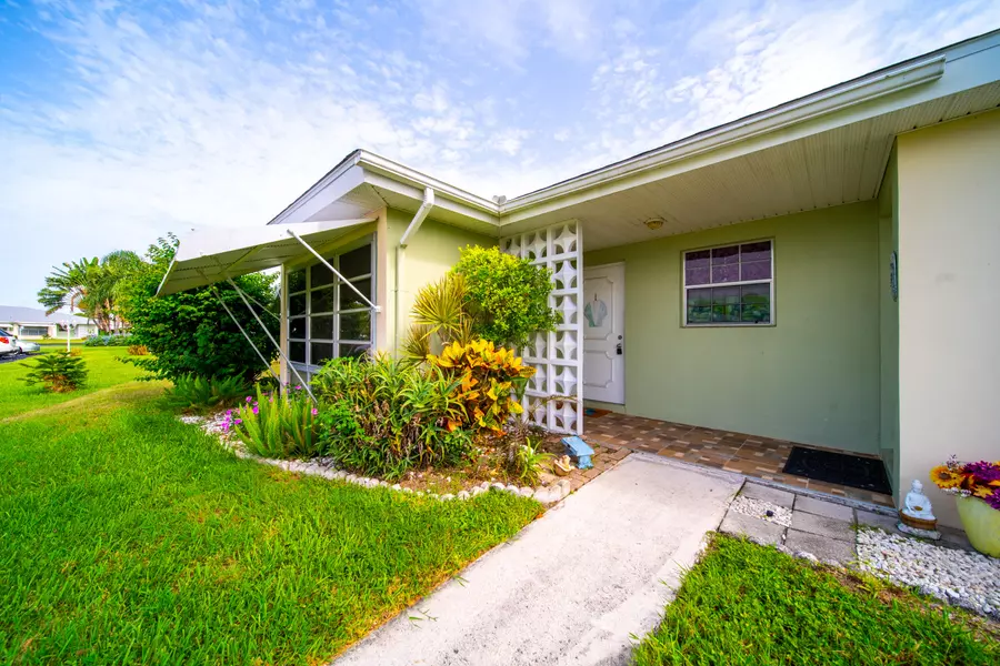 908 Savannas Point DR A, Fort Pierce, FL 34982