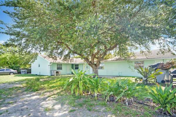 200 NW 14th ST 1-5, Pompano Beach, FL 33060