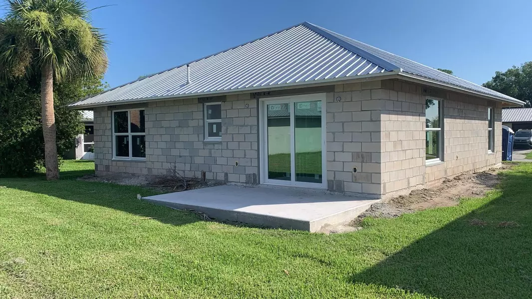 5202 SE 42nd ST, Okeechobee, FL 34974