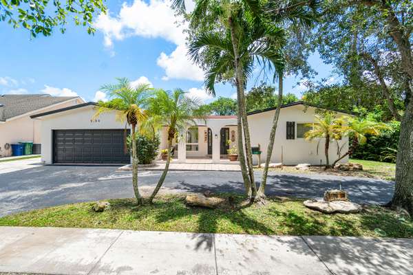 5186 SW 90th AVE,  Cooper City,  FL 33328