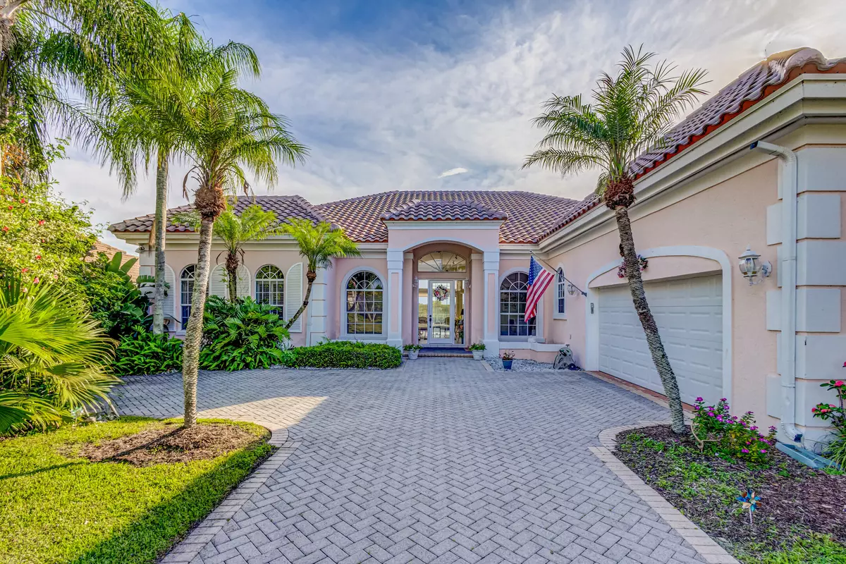 Palm Beach Gardens, FL 33418,72 Cayman PL