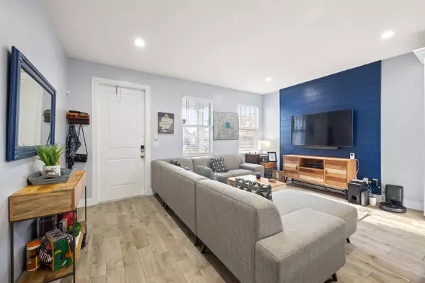 Lake Worth Beach, FL 33460,216 N C ST