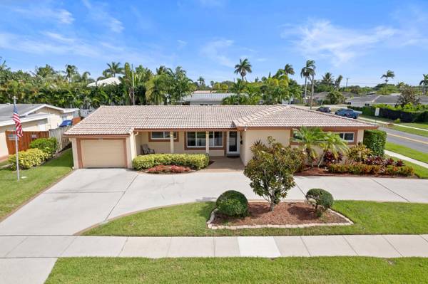 1098 W Camino Real,  Boca Raton,  FL 33486