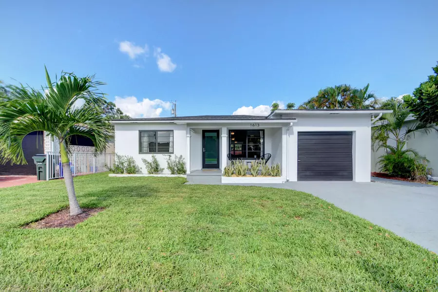 1613 N J TER, Lake Worth Beach, FL 33460